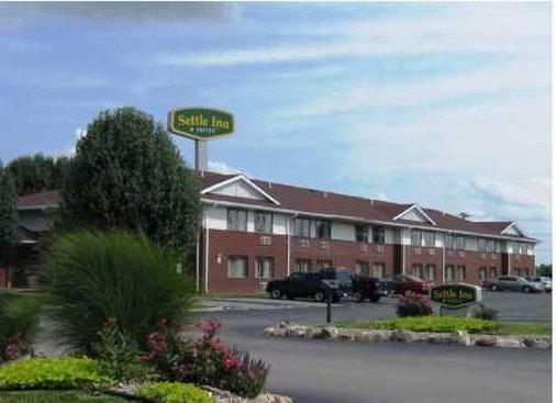 Super 8 By Wyndham O'Fallon Bagian luar foto